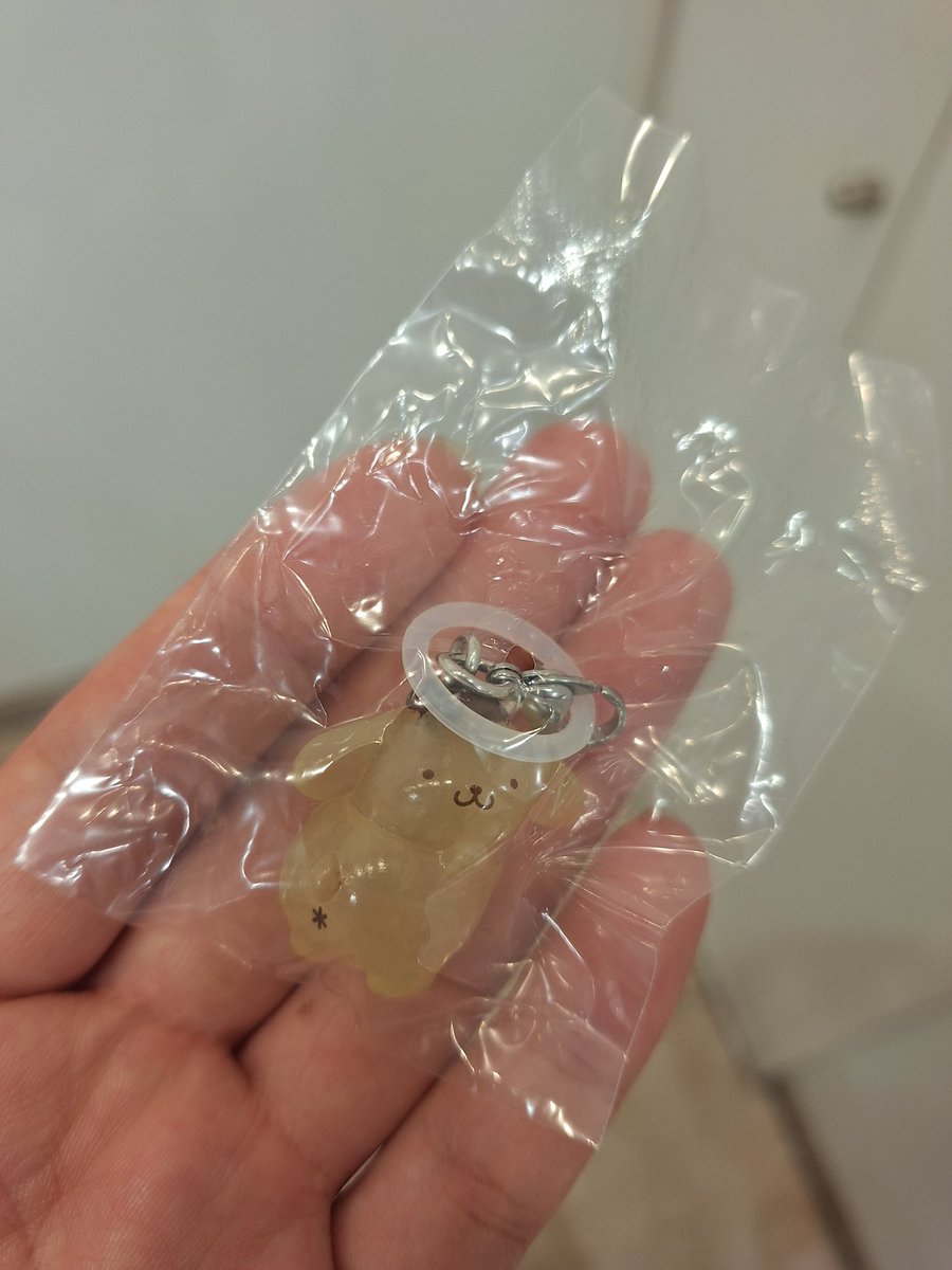 しろか tweet media