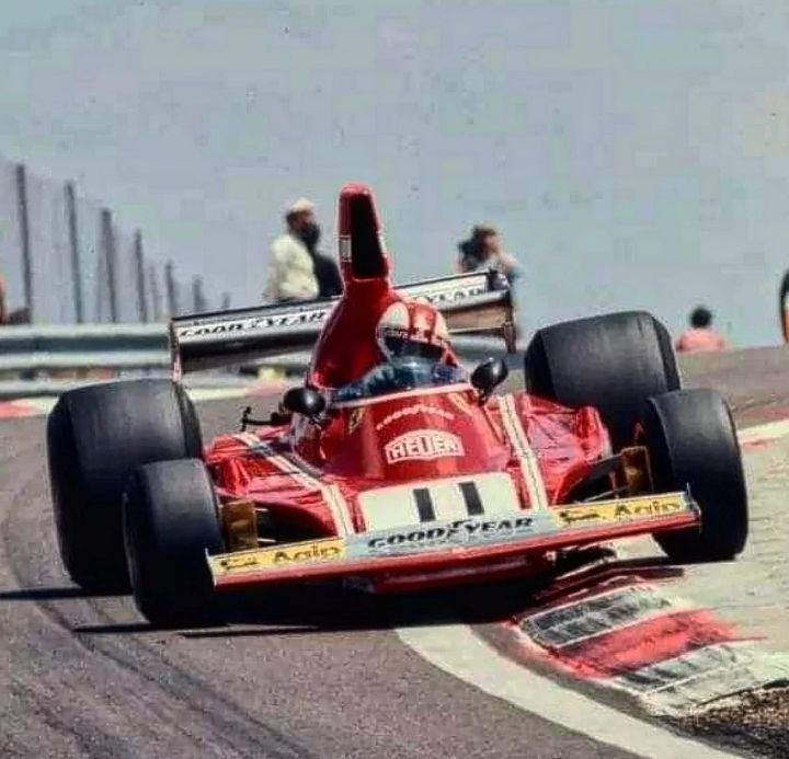 Retromania4ever's tweet image. 1974 #French GP F1
Clay Regazzoni🇨🇭 
#Ferrari 312