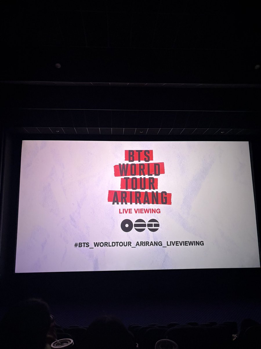 ★ ! RENEE ★ ! tweet media