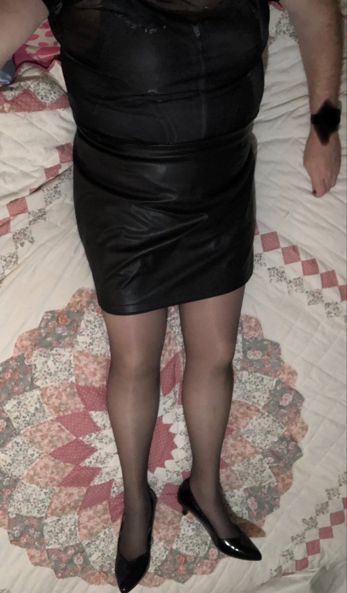 TheNylonLover tweet media