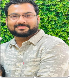 aiims_rpr's tweet photo. दुःख की घड़ी में अद्भुत मानवता—शंकर नगर (Raipur) के 39 वर्षीय दाता के परिवार ने अंगदान कर दो मरीजों को नई जिंदगी दी। AIIMS Raipur में दोनों किडनी प्रत्यारोपण सफल रहे और मरीज अब स्थिर हैं। यह निर्णय कई परिवारों के लिए आशा की किरण है। #अंगदान #GiftOfLife #AIIMSRaipur https://t.co/szHqOX4nCR