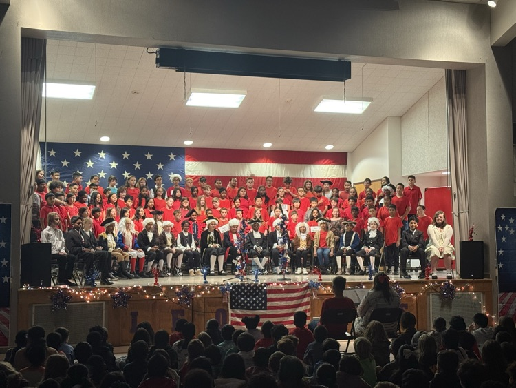 JulieCroy11's tweet photo. Our 5th grade students put on an amazing musical performance. Great job Leopards ๐ #lvpride #weareBUSD https://t.co/lfYlHVY8pv