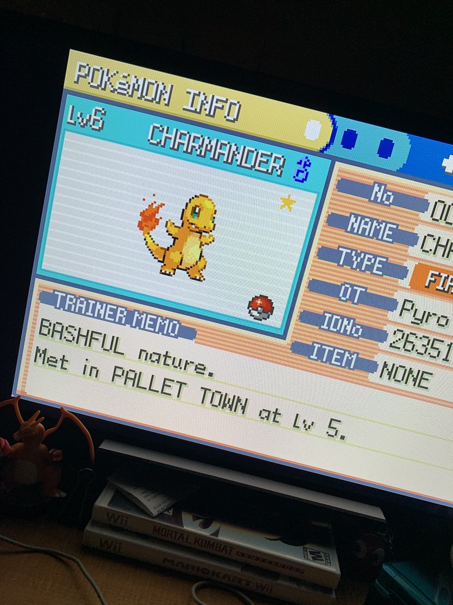 Hydgeist's tweet photo. After 2 months of soft resetting I finally got my shiny Charmander😝🔥
#Pokémon #FireRed https://t.co/KtxQsgMXSN
