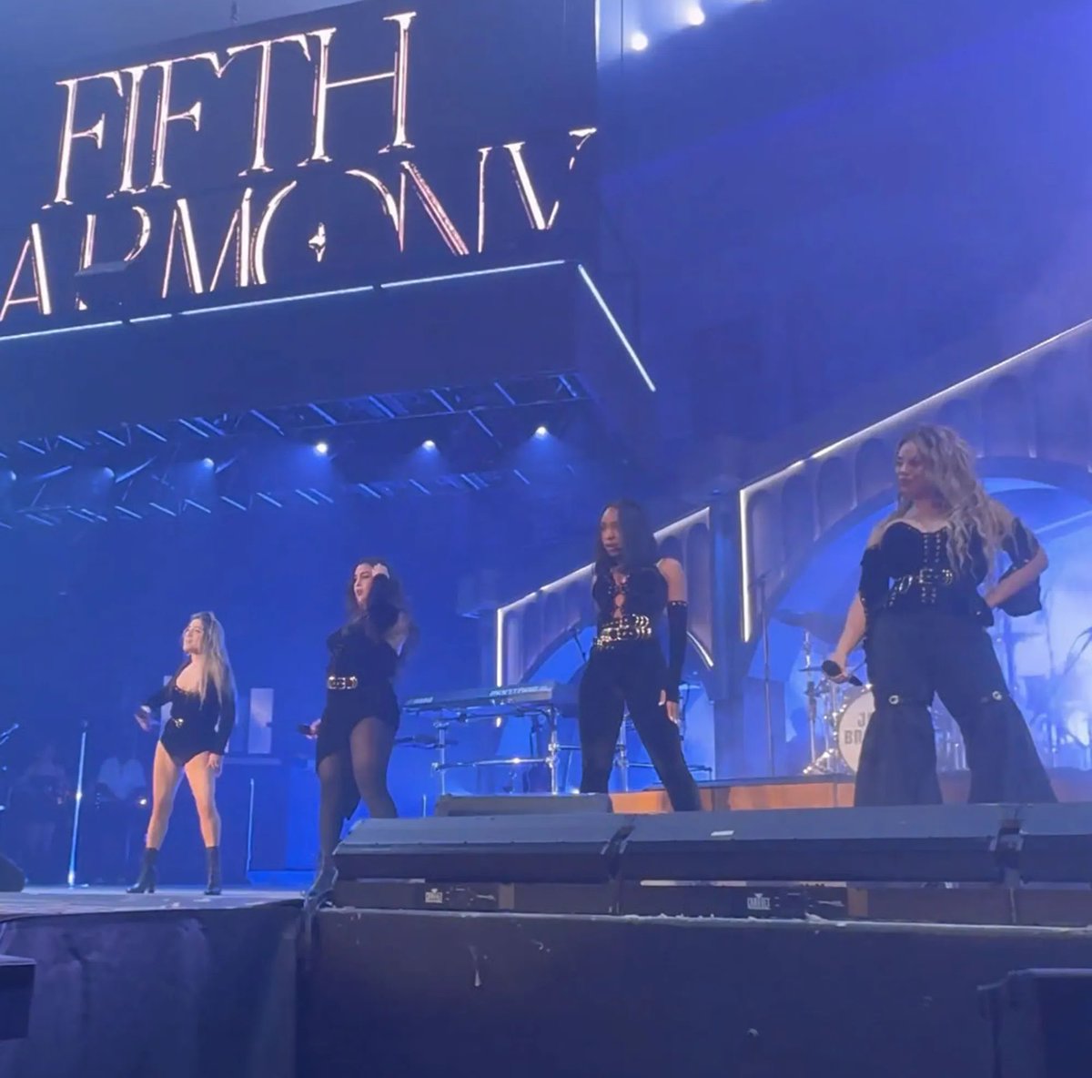 now we just need fifth harmony to announce their promised comeback and we'll be back to 2014