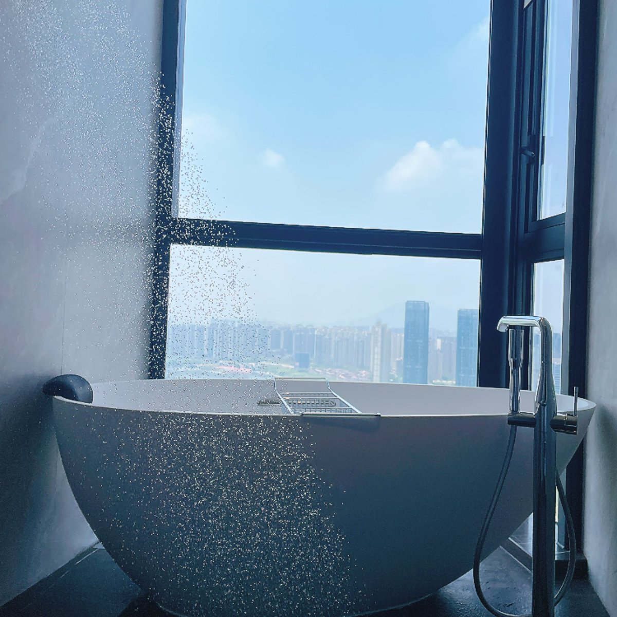 Amoy Milker tweet media