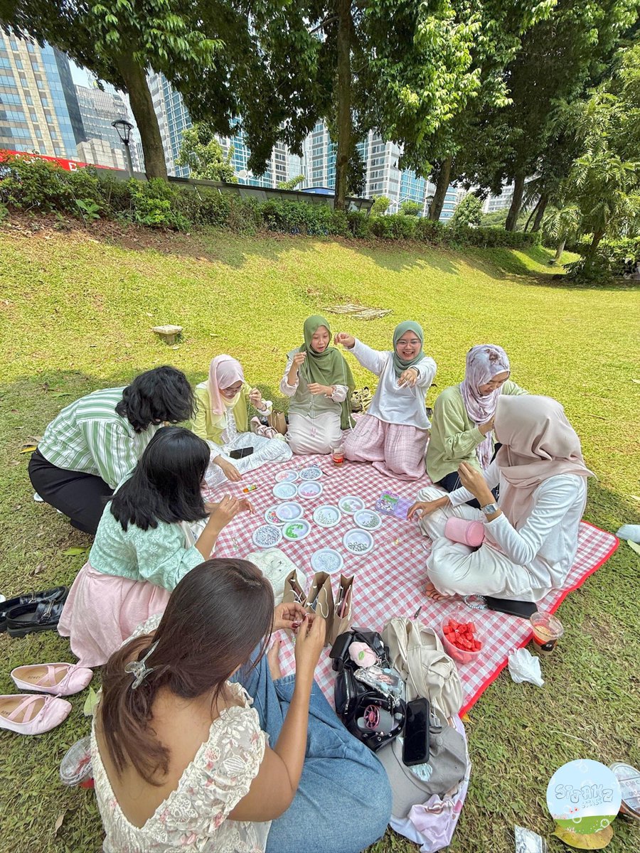 Sijakz_corner's tweet photo. 𝑭𝒓𝒐𝒎 𝒃𝒍𝒐𝒐𝒎𝒊𝒏𝒈 𝒎𝒐𝒎𝒆𝒏𝒕𝒔 𝒕𝒐 𝒘𝒂𝒓𝒎 𝒎𝒆𝒎𝒐𝒓𝒊𝒆𝒔, 

Let's look back at our favorite scenes from a day filled with joy, laughter, and love. Thank you for joining this event! 💚🩷

See more here!
https://t.co/0DUoVBNs7Z 

#ADecadeWithSijakz #SijakzCorner https://t.co/rbPYoA1oq5