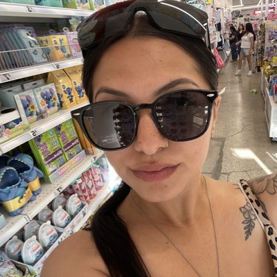 hawttymxriee's tweet photo. #NewProfilePic https://t.co/pSagEXS8xY