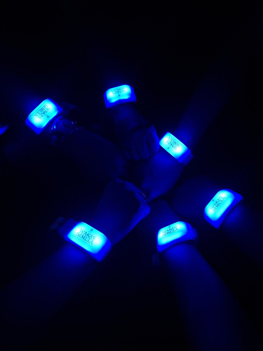 lira𐙚 tweet media