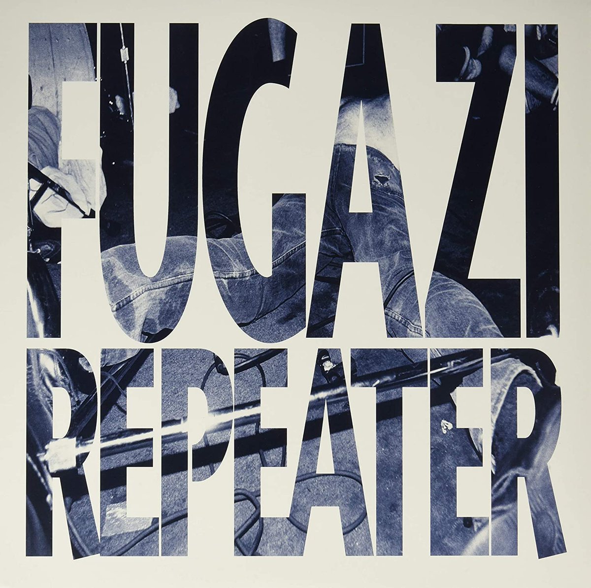 PunkRockStory's tweet image. 36 years ago today
Repeater is the full-length debut studio album by the American hardcore punk band Fugazi, released on this day in 1990 on LP, and in May 1990 on CD bundled with the 3 Songs EP as Repeater + 3 Songs

#punk #punkrock #hardcorepunk #repeater #fugazi #history #otd
