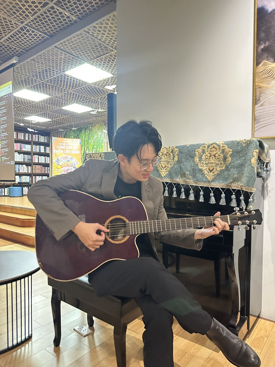 Lê Liêm tweet media