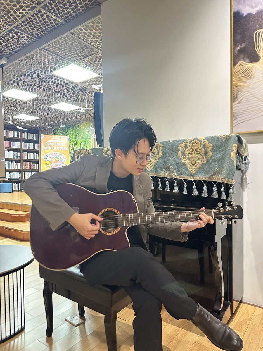 Lê Liêm tweet media