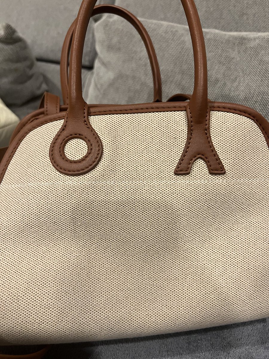 privateuknw's tweet photo. (used like new) ส่งต่อ กระเป๋า OLYY
AMBER BAG สี CINNAMON

🏷️2,700฿ (จาก4390)

♡ ถุง ป้ายครบ ขอส่งแบบใช้กล่องอื่นนะคะ กล่องแบรนด์ใหญ่มาก

#ส่งต่อกระเป๋ามือ2 #ส่งต่อกระเป๋า #ส่งต่อ #กระเป๋ามือสอง #ส่งต่อเสื้อผ้า #โล๊ะตู้เสื้อผ้ามือสอง #ส่งต่อเสื้อผ้ามือ2 #โล๊ะตู้ #โล๊ะตู้เสื้อผ้า https://t.co/MQJwSg1rcm