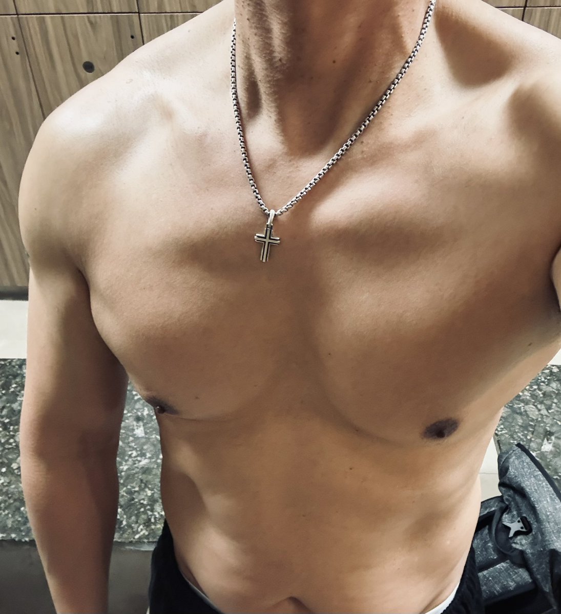 IM_IM4's tweet image. 오랜만에 #오운완 #workout 투척