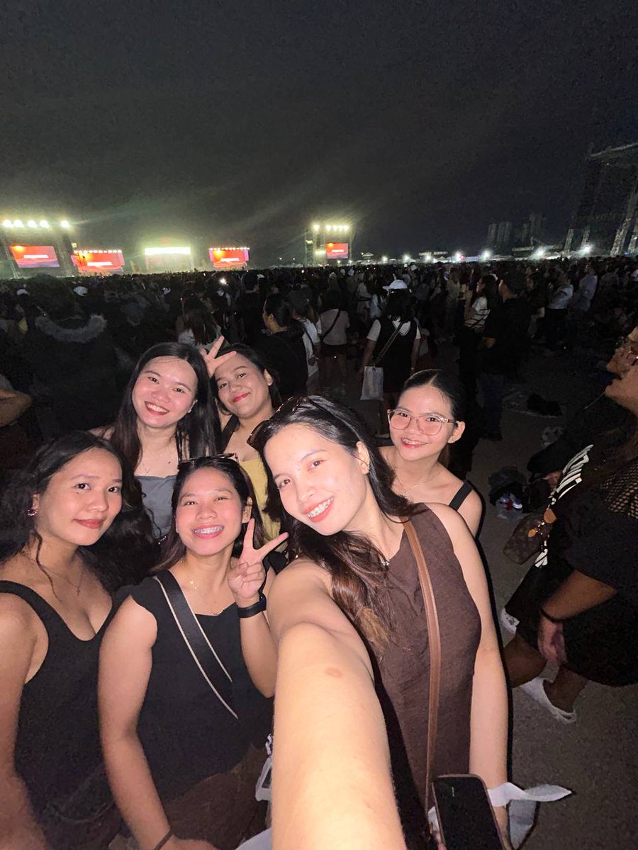 lira𐙚 tweet media