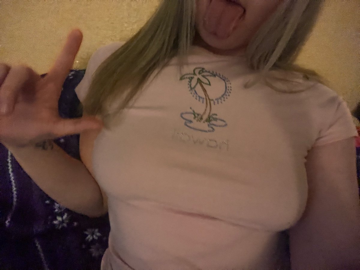pincessocks's tweet image. pink beta bait 💕💗💖🌸💓💐

#findom #sph #domme #finsub #chicago #blonde #brat