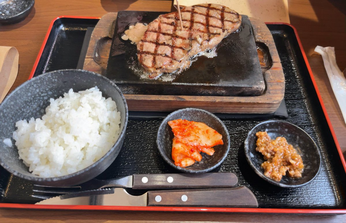 しゃびぃ tweet media