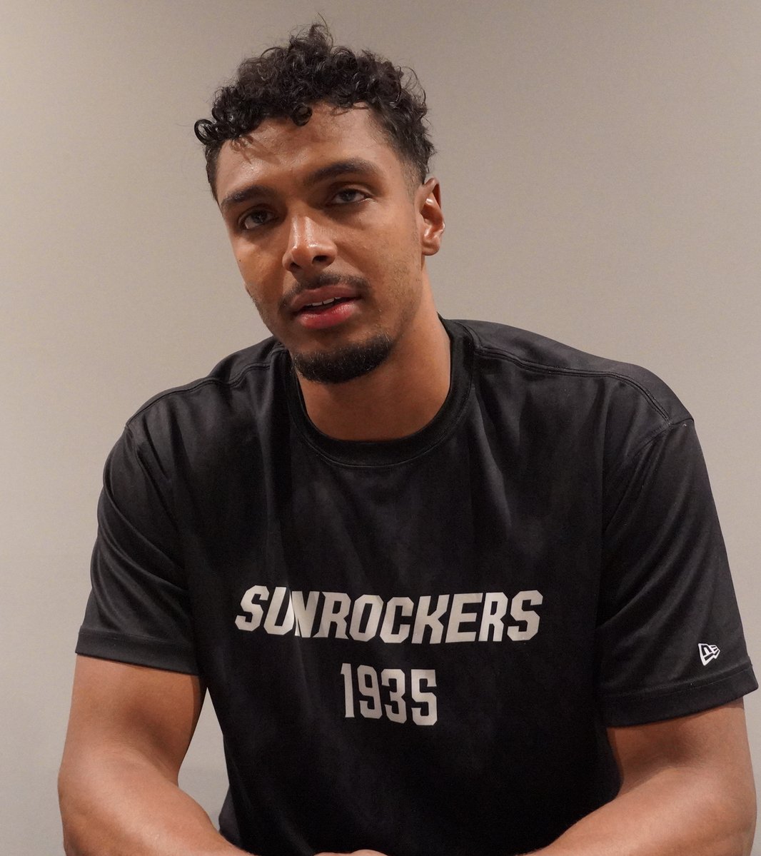 シブヤ経済新聞 tweet media