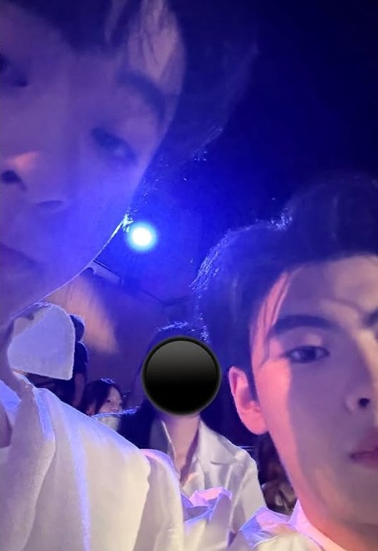 เฮียหมู tweet media