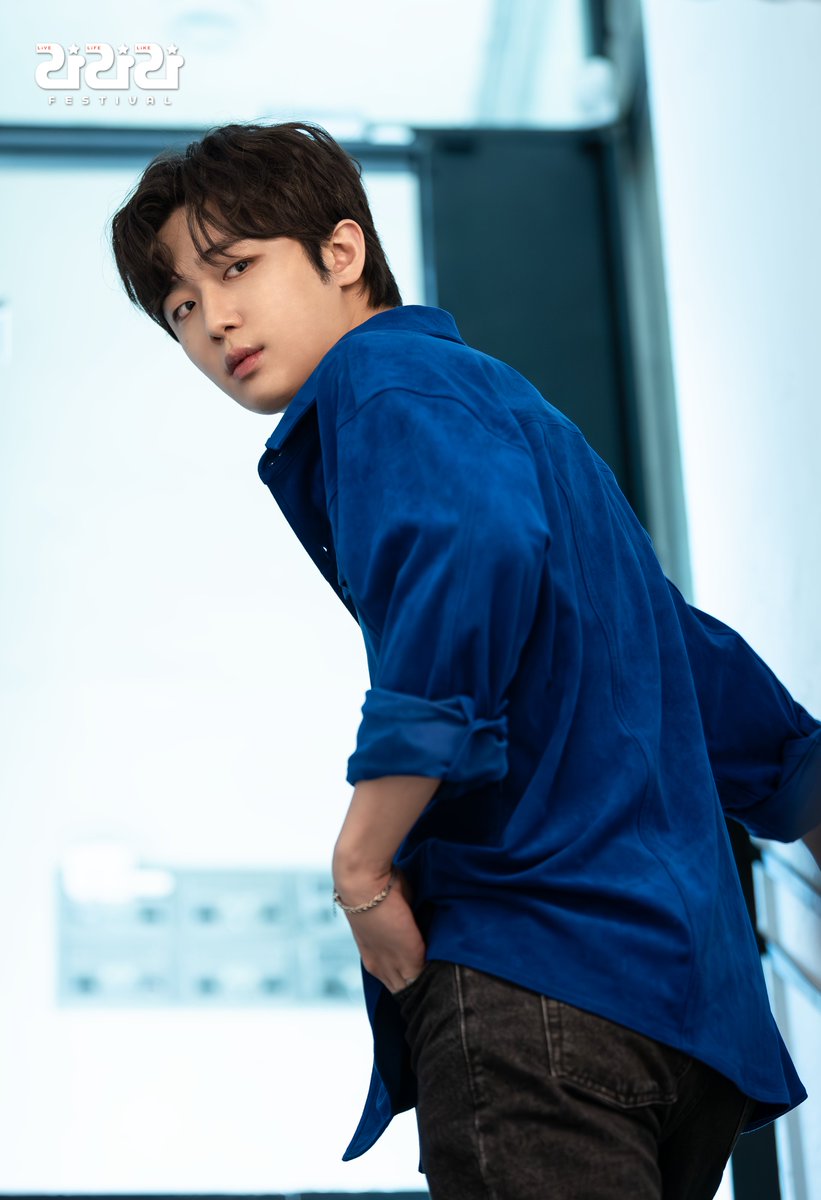 라이브러리씨어터 tweet media