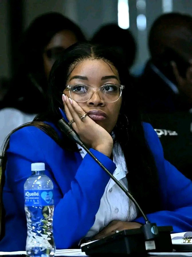 Born-in-SA🇿🇦 tweet media