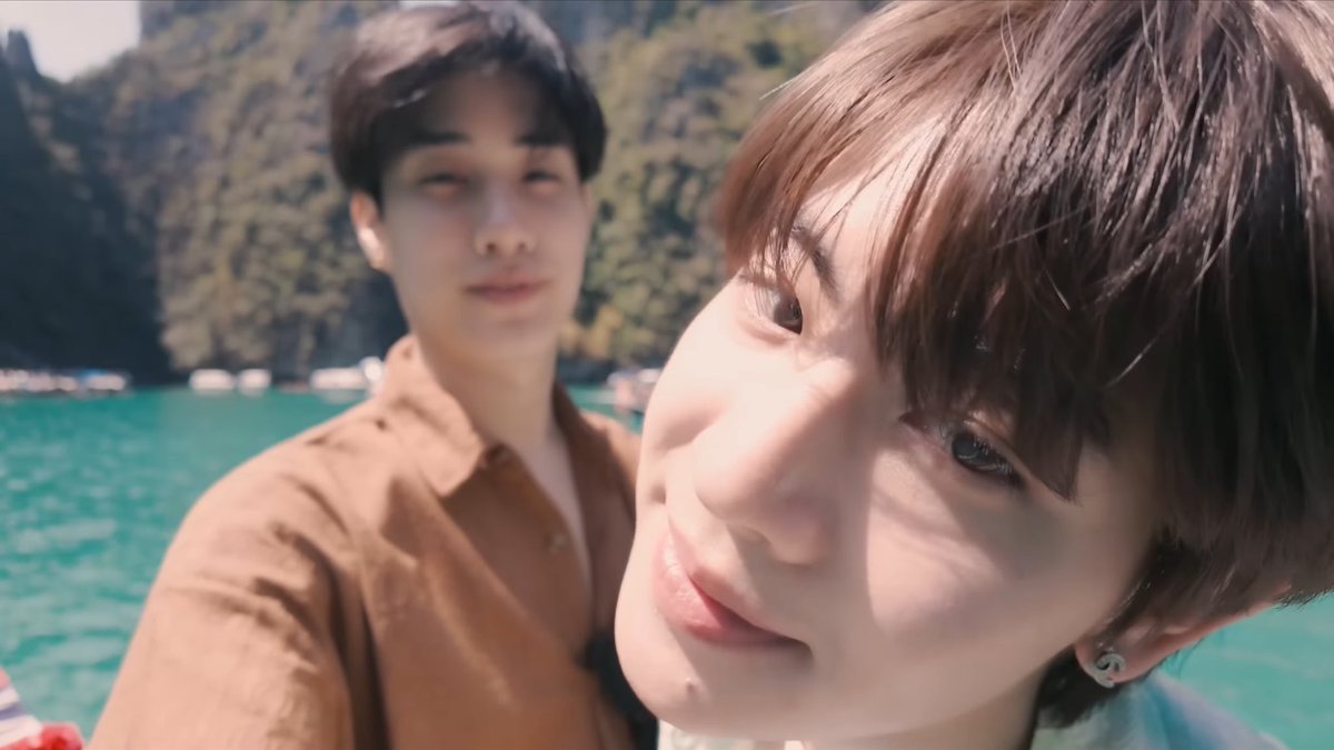 little b ꙳ ⭐️ tweet media