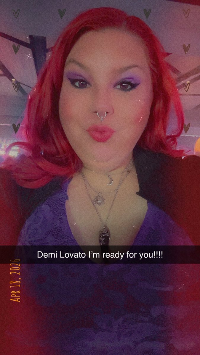 madworldlovato's tweet photo. https://t.co/VmIu1Q7u9U