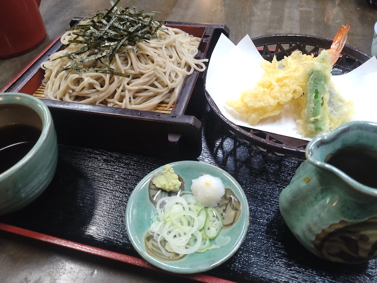 とも文 tweet media