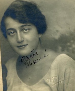 Auschwitz Memorial tweet media