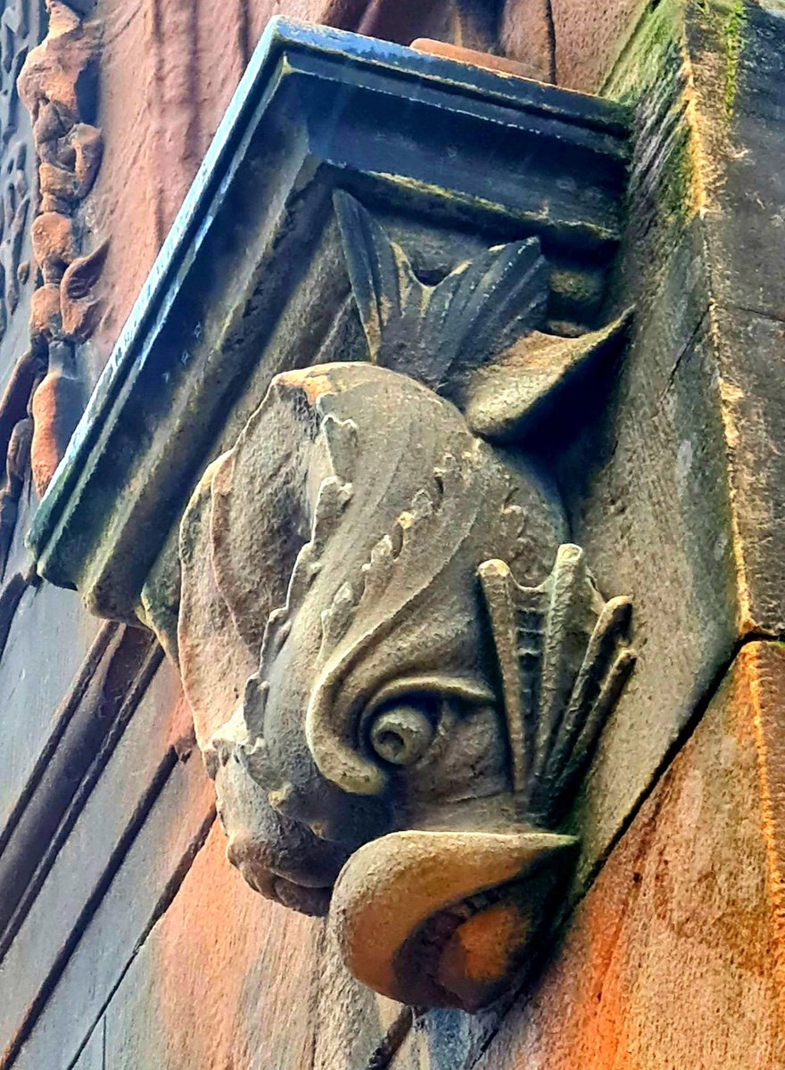 is_glasgow's tweet image. Love this rather weird-looking fish from beside the door of the old dispensary building of the Western Infirmary. Designed by J.J. Burnet, the dispensary was built around 1913.

#glasgow #sculpture #fish #architecture #architecturephotography