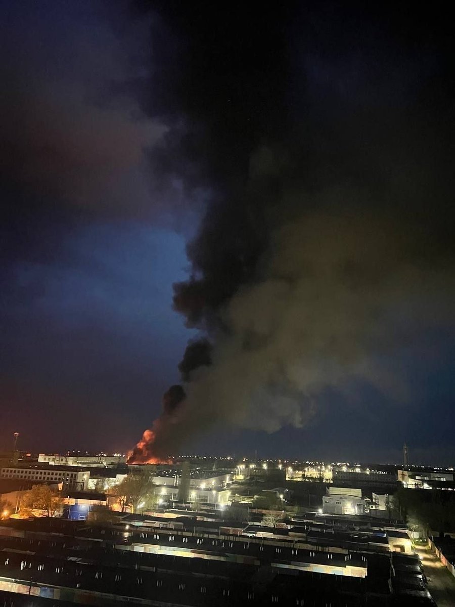 wartranslated's tweet image. Ukraine's Navy reported an overnight Neptune missile strike on the Atlant Aero UAV plant in Taganrog. The facility produced Molniya strike-reconnaissance drones, Orion components, and other UAV and space tech parts.