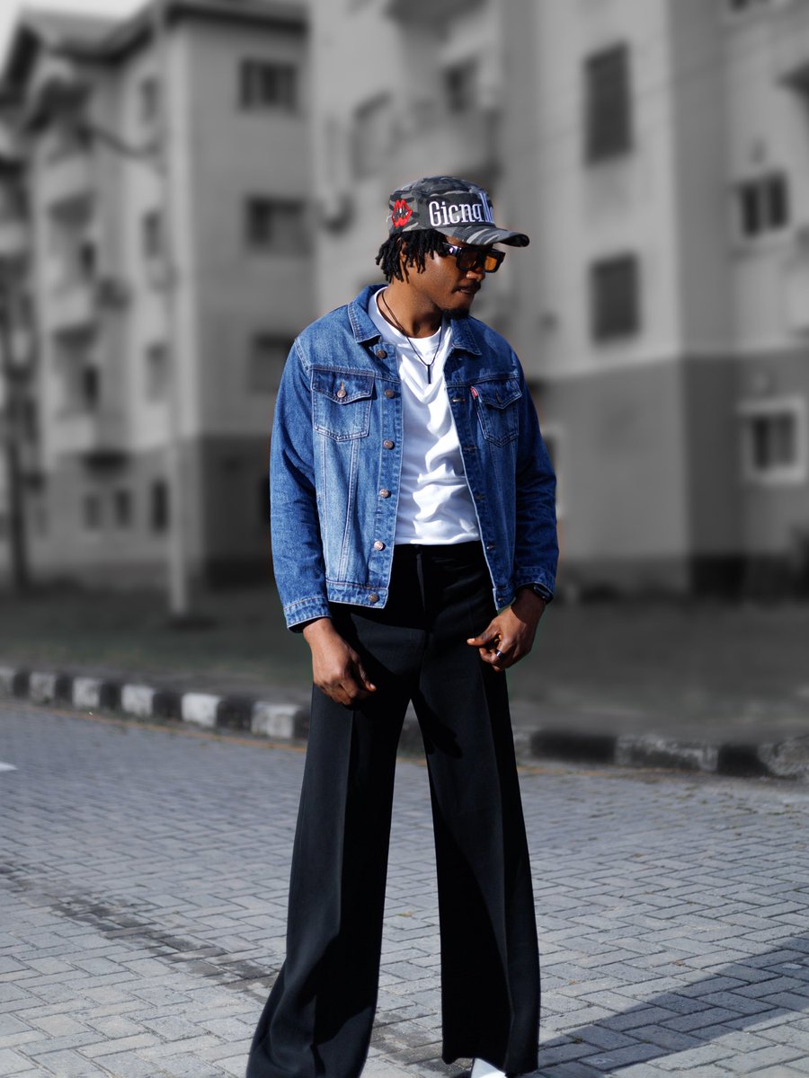 Khan 🧢 🌟 tweet media