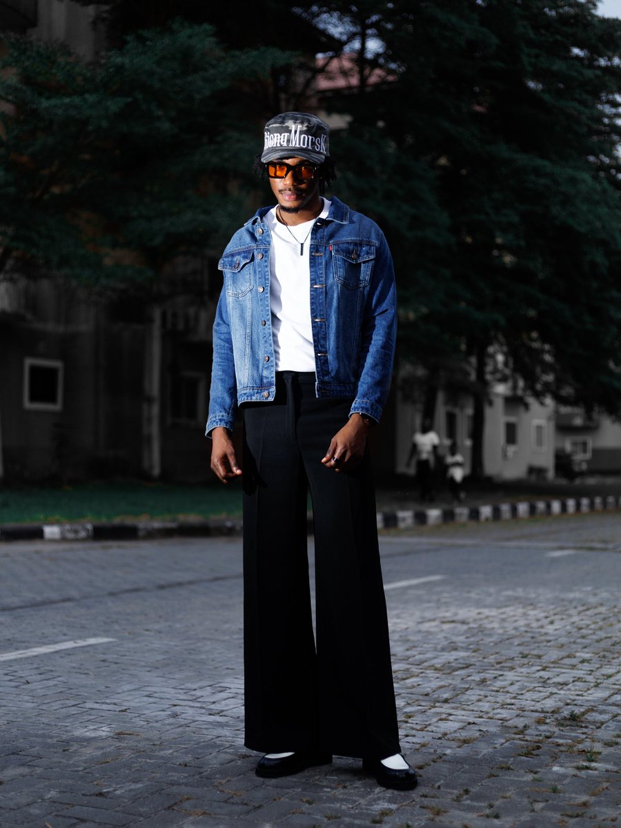 Khan 🧢 🌟 tweet media