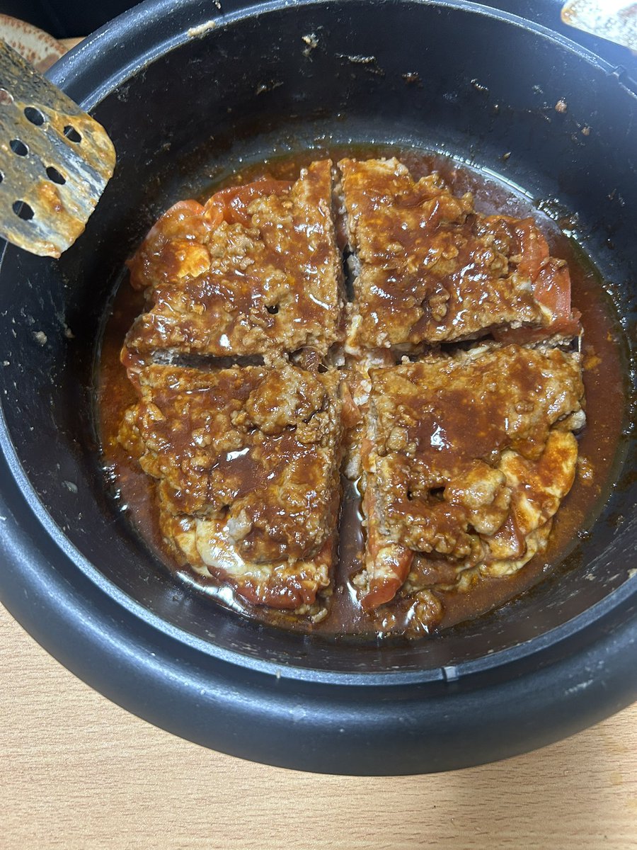 Gorilla_cube's tweet photo. ハンバーグ！！ https://t.co/X59xYnP6a5