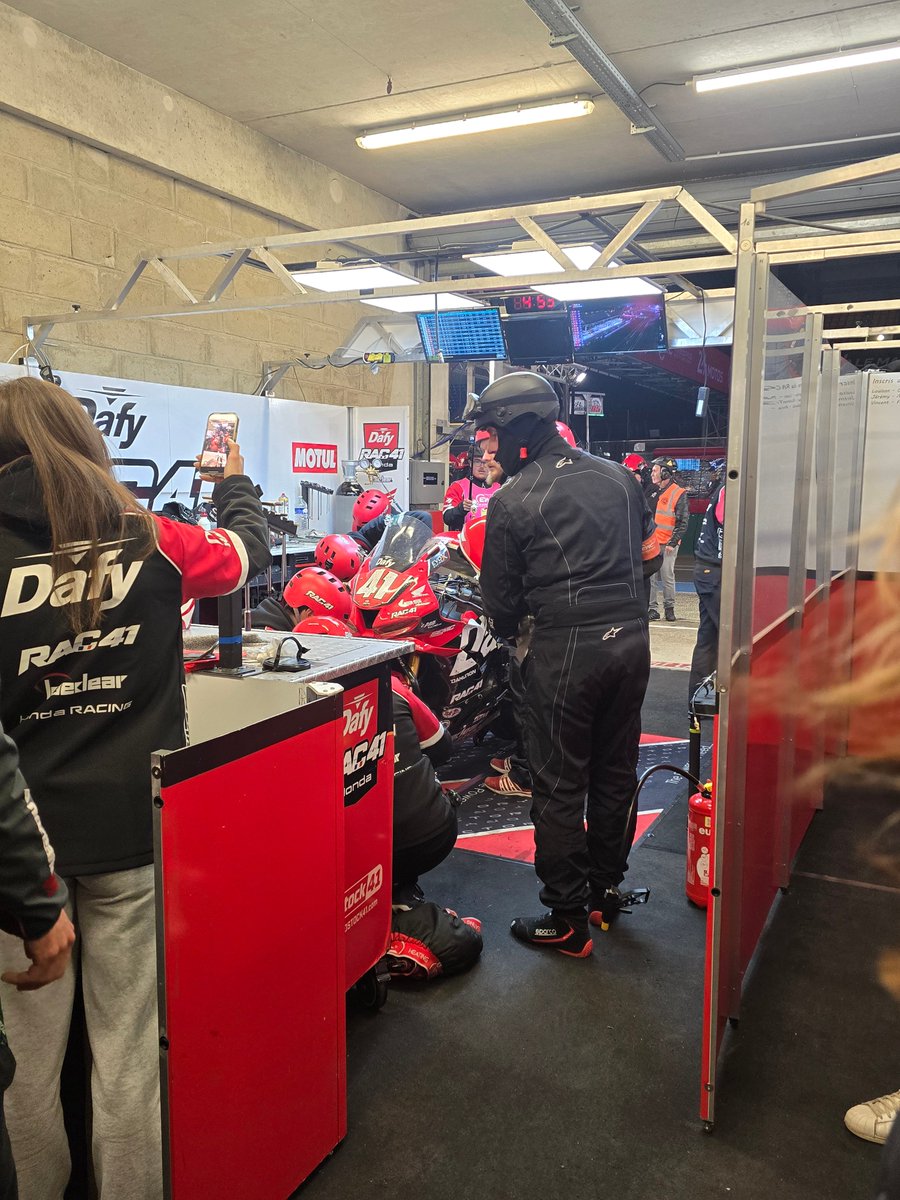 KaedearRacingTeam 横浜 tweet media
