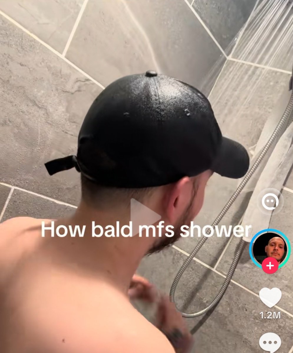 ☆𝔦𝔯𝔞 tweet media