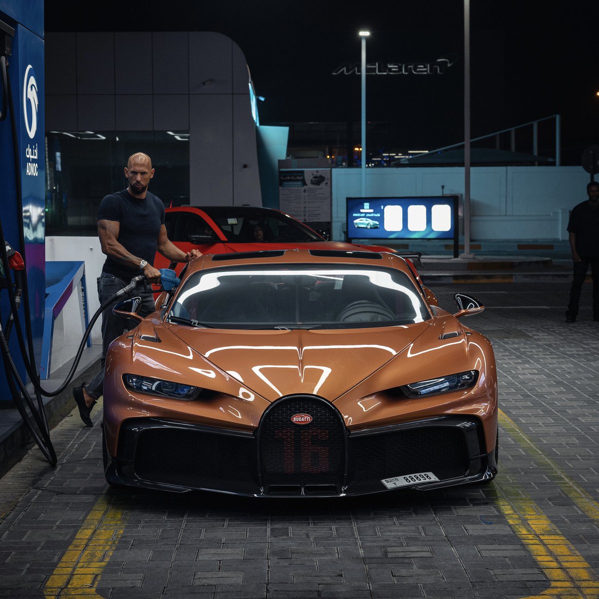 nobrokies_'s tweet image. 🚨Andrew Tate reveals to Clavicular that he might be doing BugattiMaxxing in Miami 👀

“I’ll put that on the 747 cause it’s funny.

I’m at the stage of my life now where I’m just enjoying a few toys.” 🥶