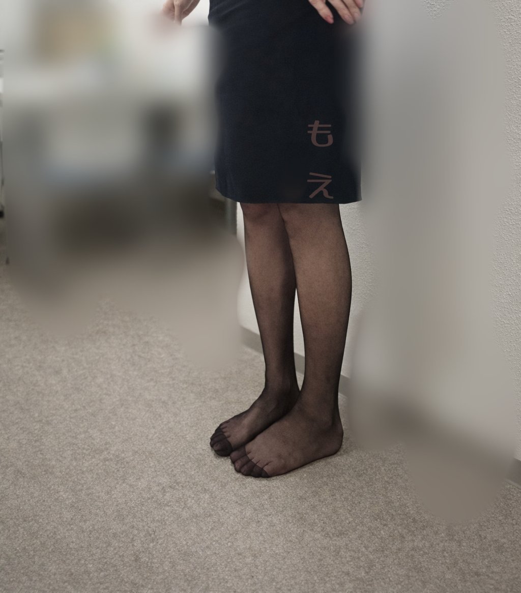 もえパーサー足臭い乗務員 tweet media