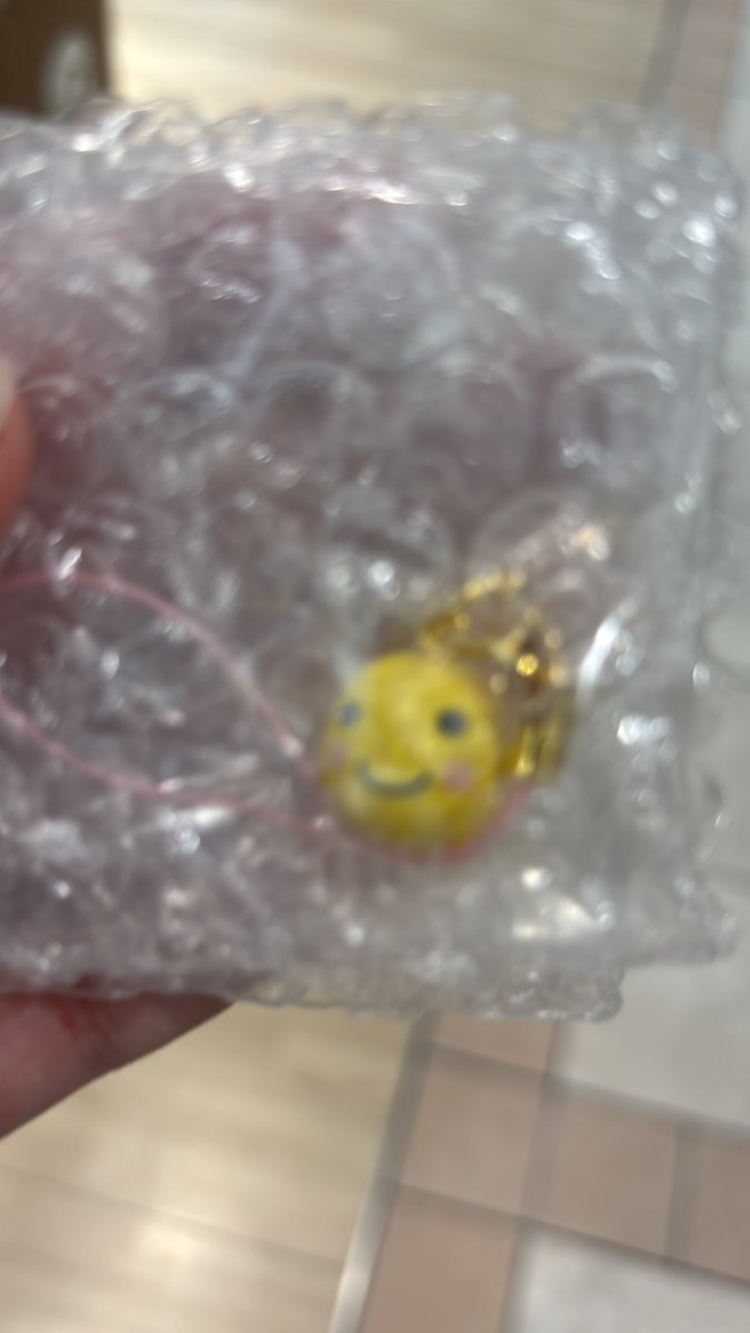 kynoooo_'s tweet photo. たまごっち トレーディングマスコットストラップ 交換

【譲】シークレット まるっち

【求】 メロディっち

郵送又は都内手渡し
お気軽にお声掛けください🙇🏻‍♀️´- https://t.co/V3RDycBuUT