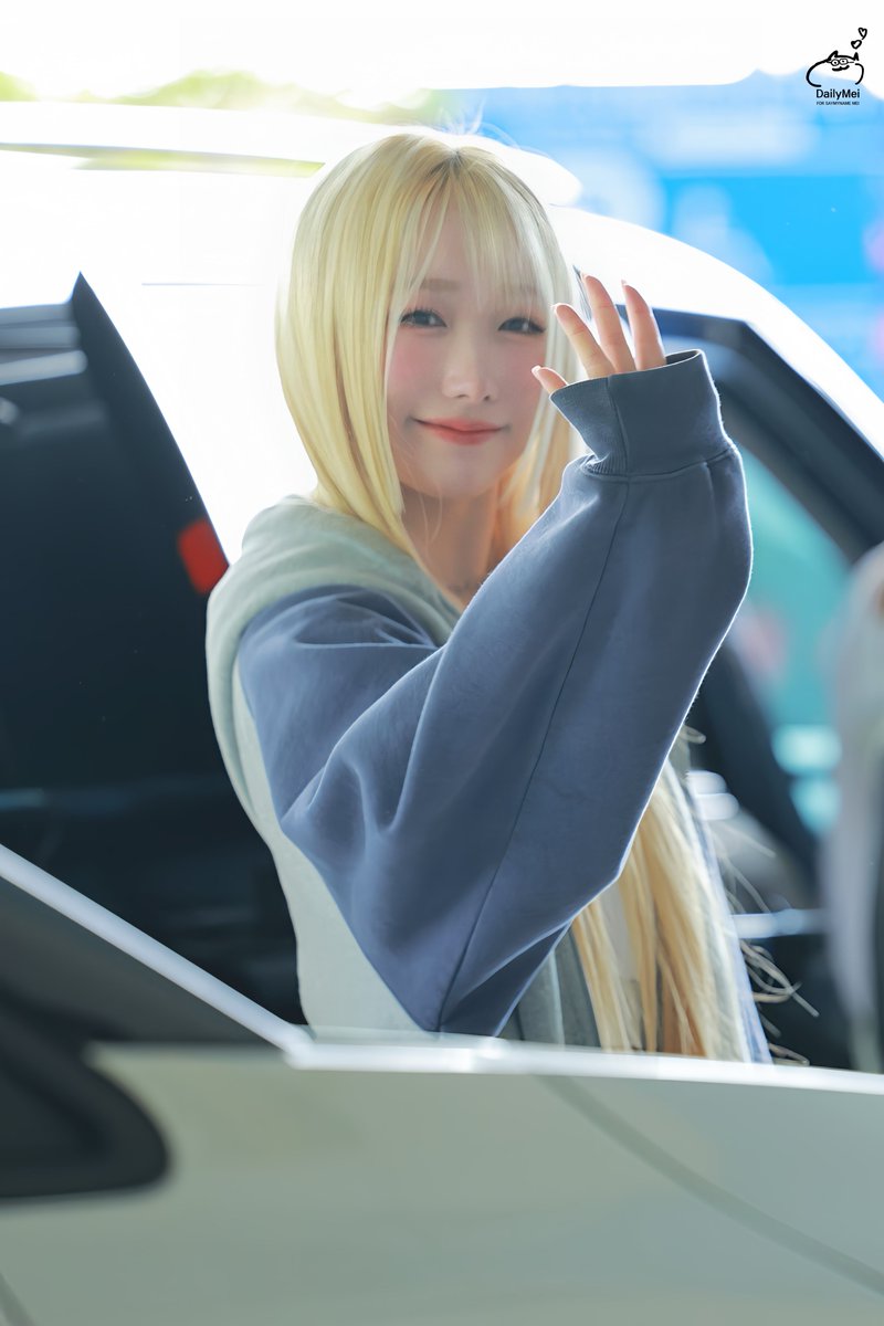 260419 HQ

#세이마이네임 #SAYMYNAME
#메이 #MEI #メイ
#SMN #セマネ