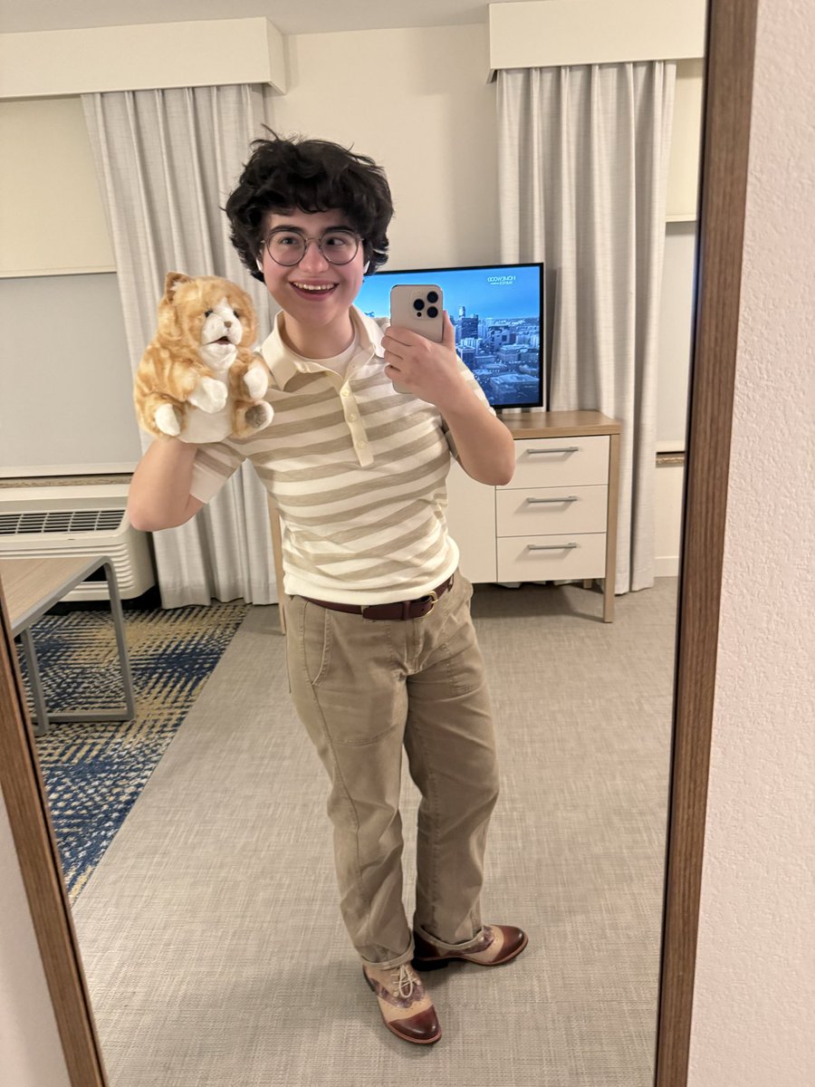 Maia Poet🦎 tweet media