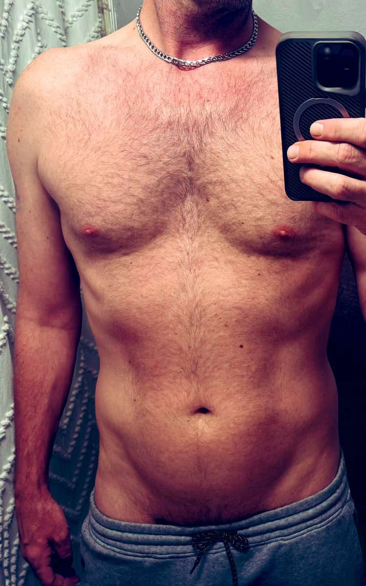 Hunginchicago (Honolulu 4/27-5/5) tweet media