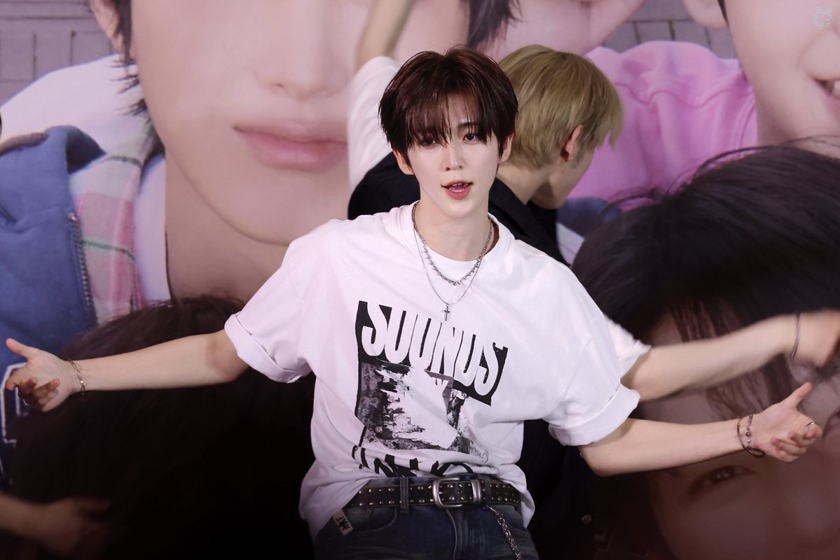 hyeonine0313's tweet image. 260418 공팬

눈에 거슬리고 싶어

#킥플립 #KickFlip #동현 #Donghyeon