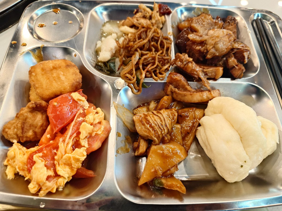 ケイン tweet media