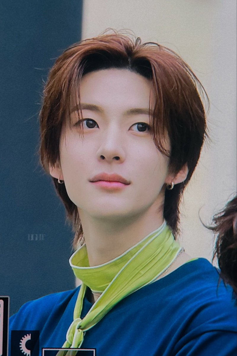 𝐋𝐈𝐆𝐇𝐓 tweet media