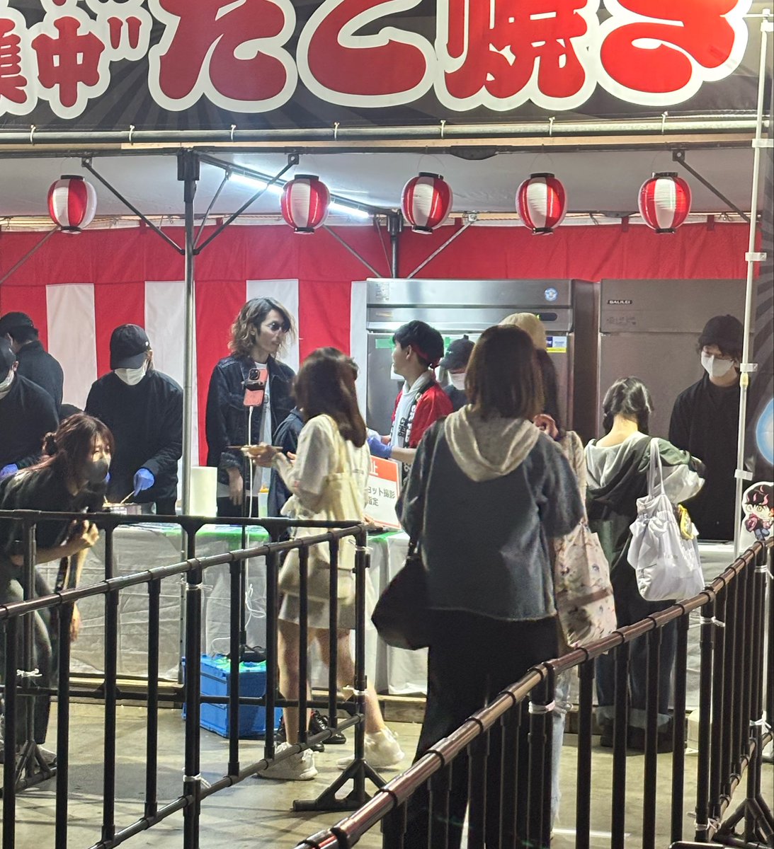 釈迦さんバイトに来てる‼️‼️