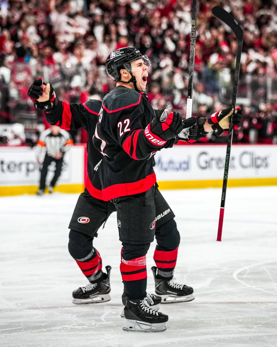 Carolina Hurricanes tweet media