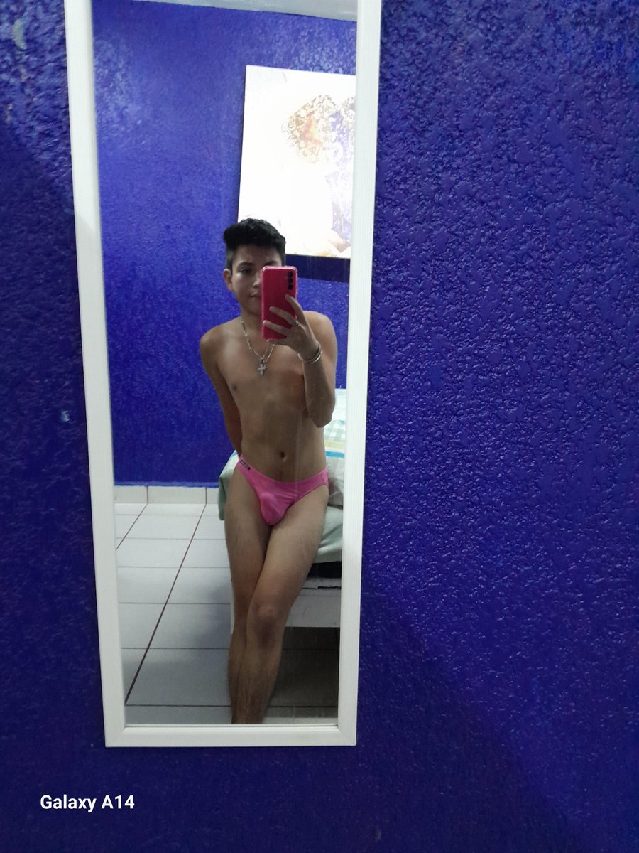 _YOUR_PRINCESS_👑🩷 tweet media