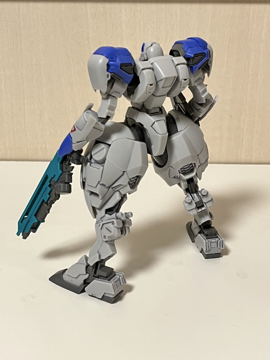 msqPH4I3wfNePwU's tweet photo. 1/48 装甲歩兵X-4S
ぱっと見X-4+っぽいけど全身パーツが違う別物。特徴的な胸部はデカール再現。
武装はブルパップのアサルトライフルとグレネードランチャー。武器持ち手はサムホール対応と普通の2種が付属。
コレで予定の四機無事発売!
↓に武器セットC装備を
#powerdolls #5inM #パワードール https://t.co/9TGarIX6Qd