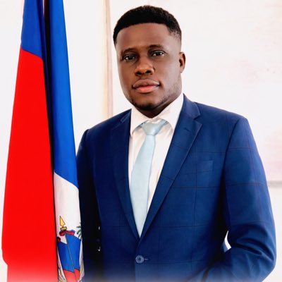 PierreDiego8's tweet photo. #NouvellePhotoDeProfil https://t.co/L0bDtoKFU1