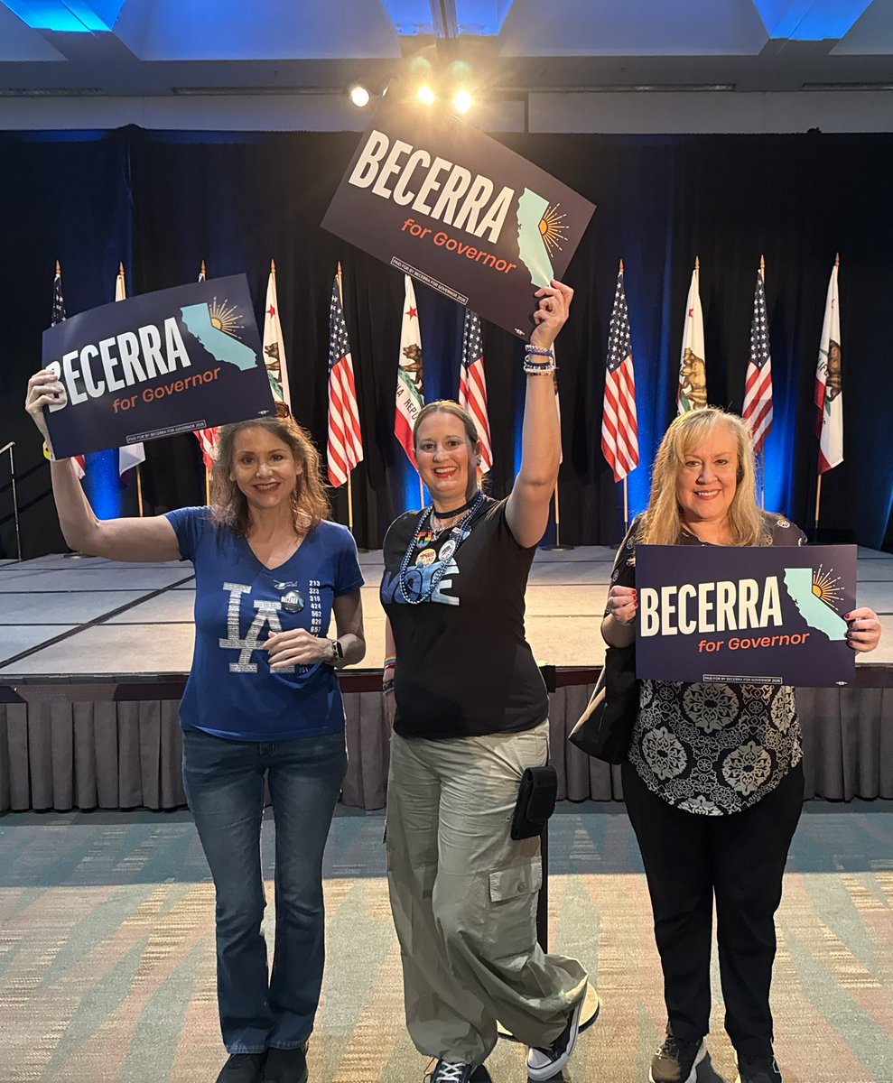 Analisa Swan🪷🏳️‍🌈#DemForce🇺🇦⚖️💛🐝🇺🇸💙😍🌊 tweet media